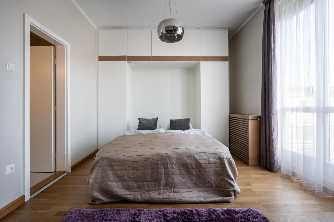 Breathless Basilika View Elegant Flat With Balcony Need Reservation X Free Parking Budapest Esterno foto